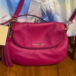 Michael kors crossbody